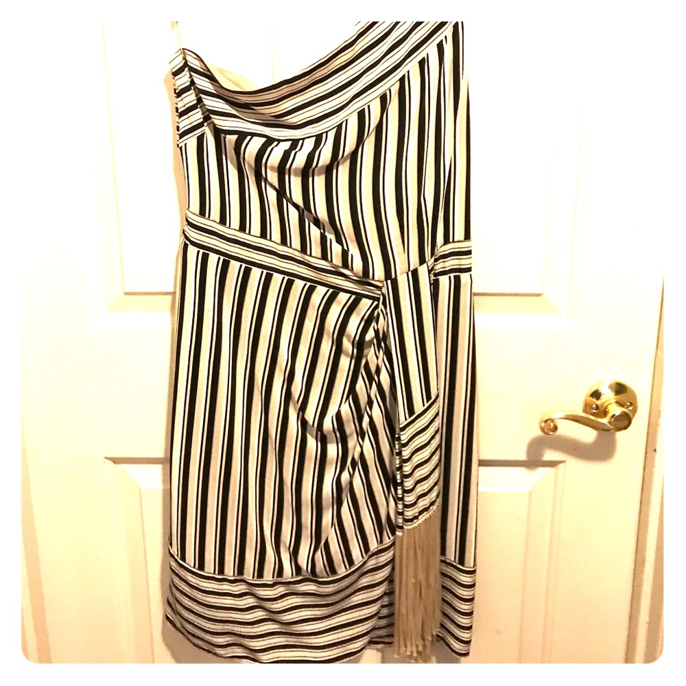 Size M Bcbc Vguc off the shoulder dress